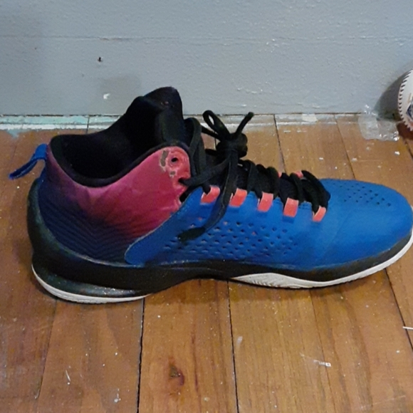 Jordans - Picture 3 of 6